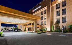 Best Western Plus Fresno Airport Hotel 3*